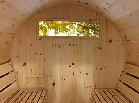 Pine Barrel Sauna 8' x 7' - image 3
